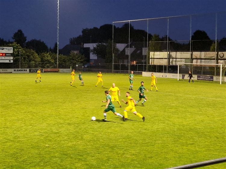 K. Achel VV B  -  Verbroedering Lommel   4-2