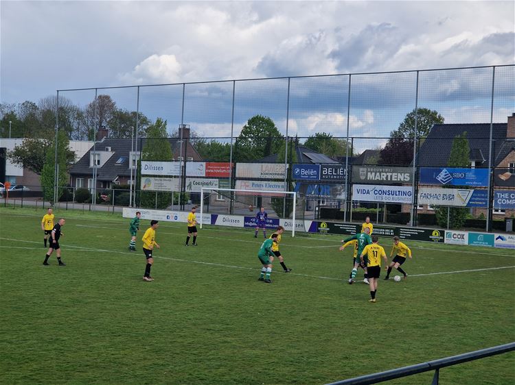 K. Achel VV B  - K. Lutlommel VV  6-2